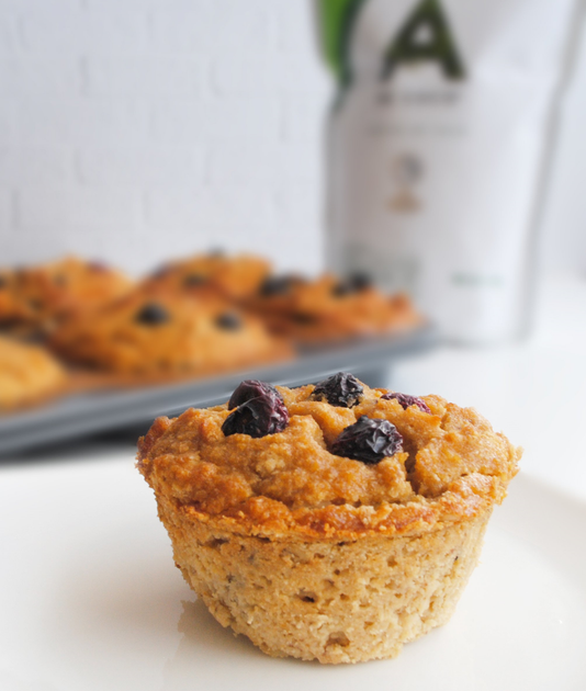 Muffins de Banano y Arándanos A de Coco
